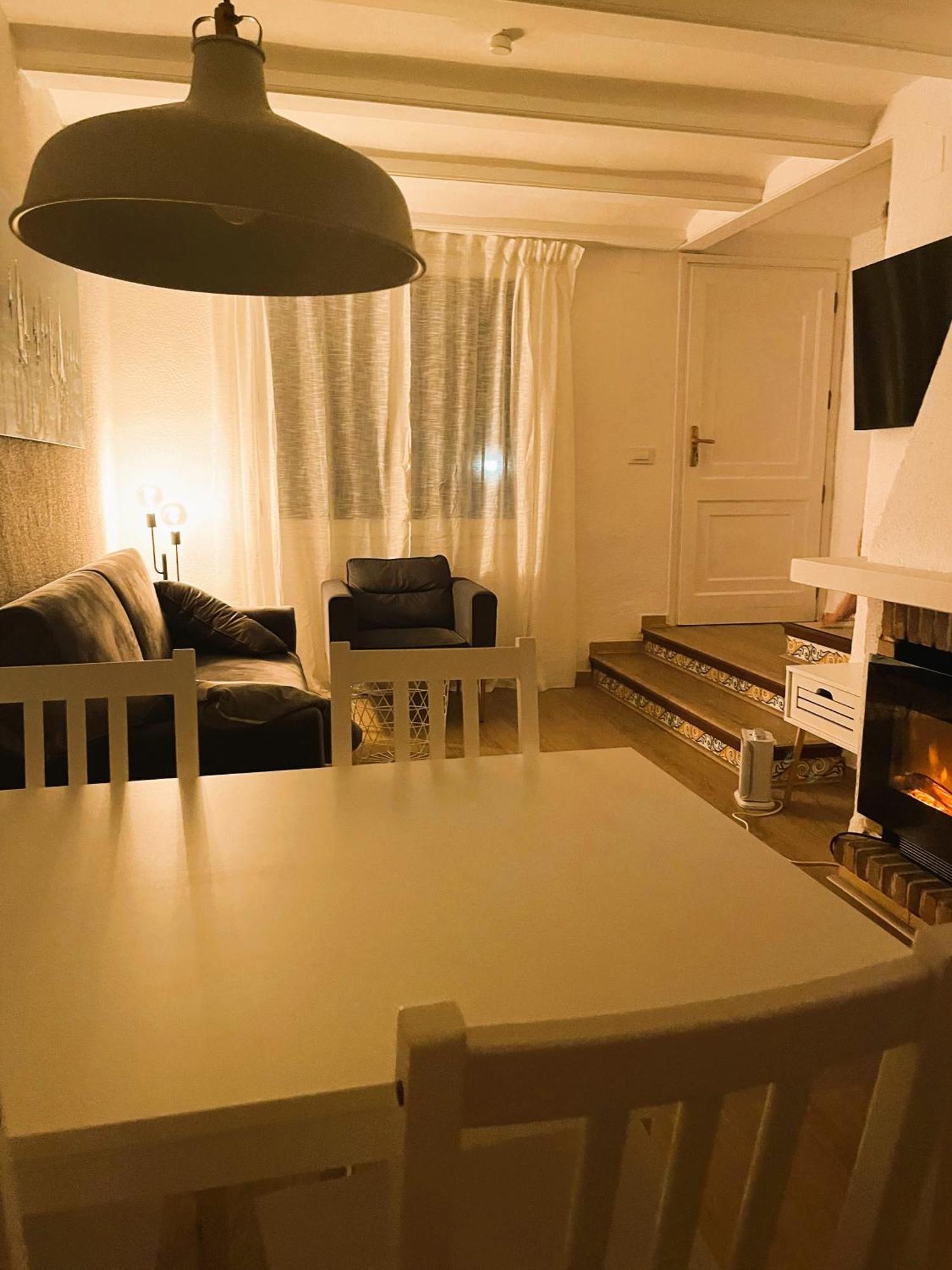 El Casa Kama Apartment เดเนีย ภายนอก รูปภาพ