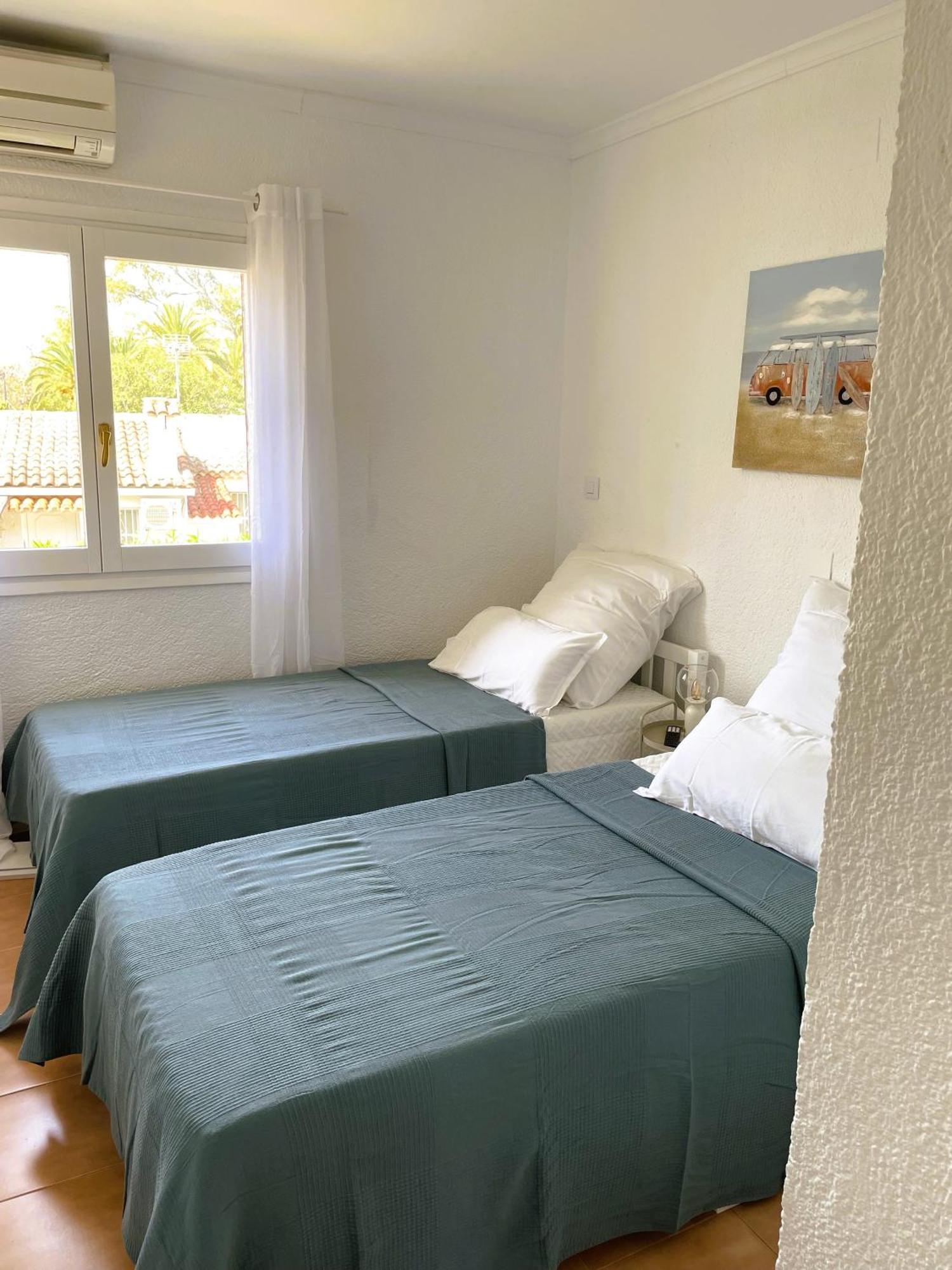 El Casa Kama Apartment เดเนีย ภายนอก รูปภาพ