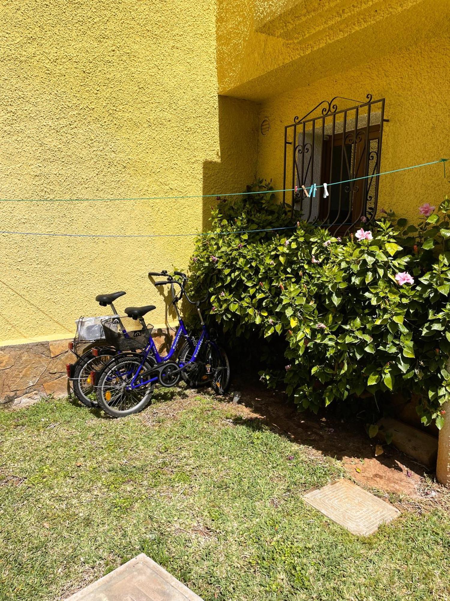 El Casa Kama Apartment เดเนีย ภายนอก รูปภาพ