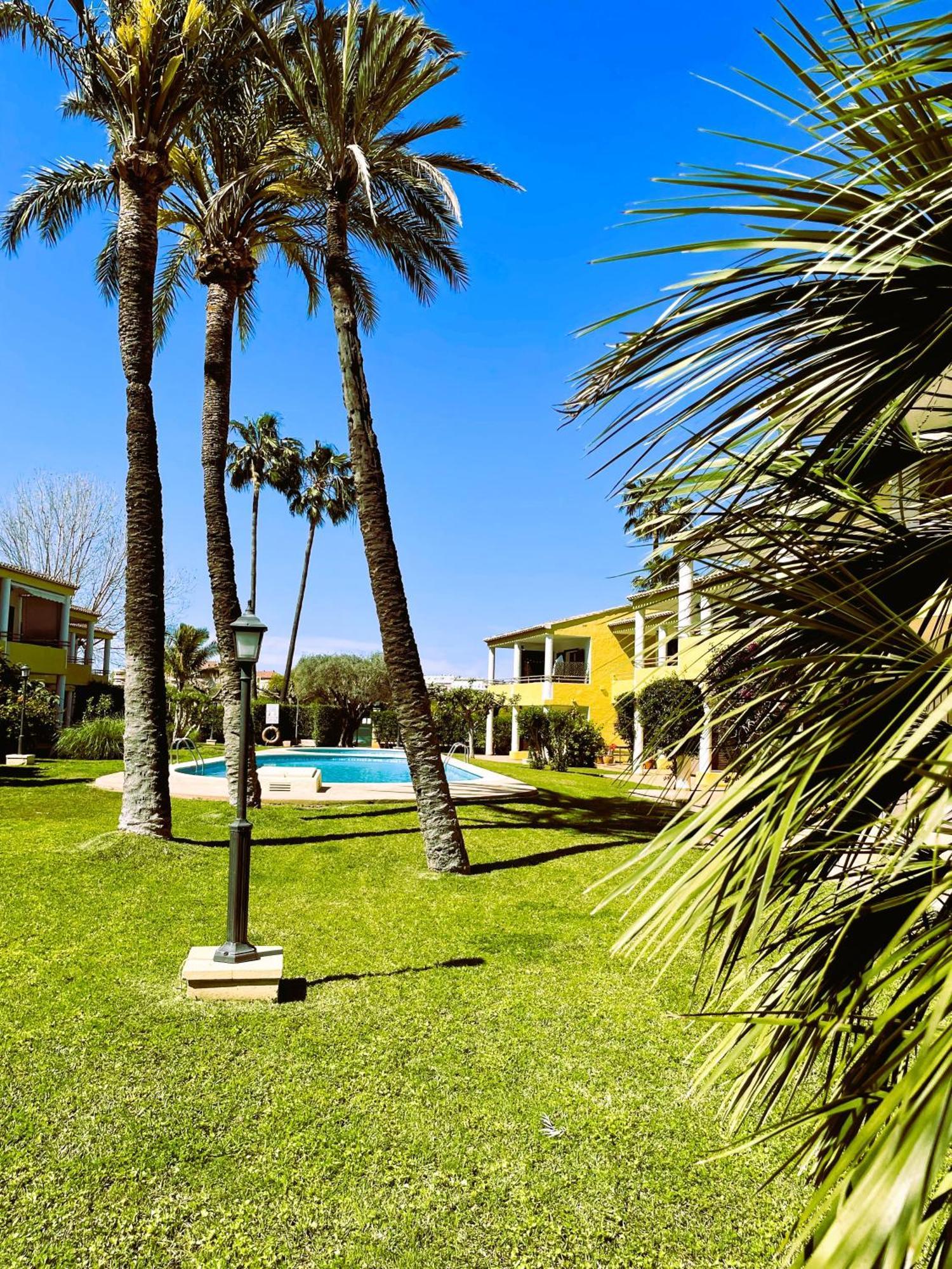 El Casa Kama Apartment เดเนีย ภายนอก รูปภาพ