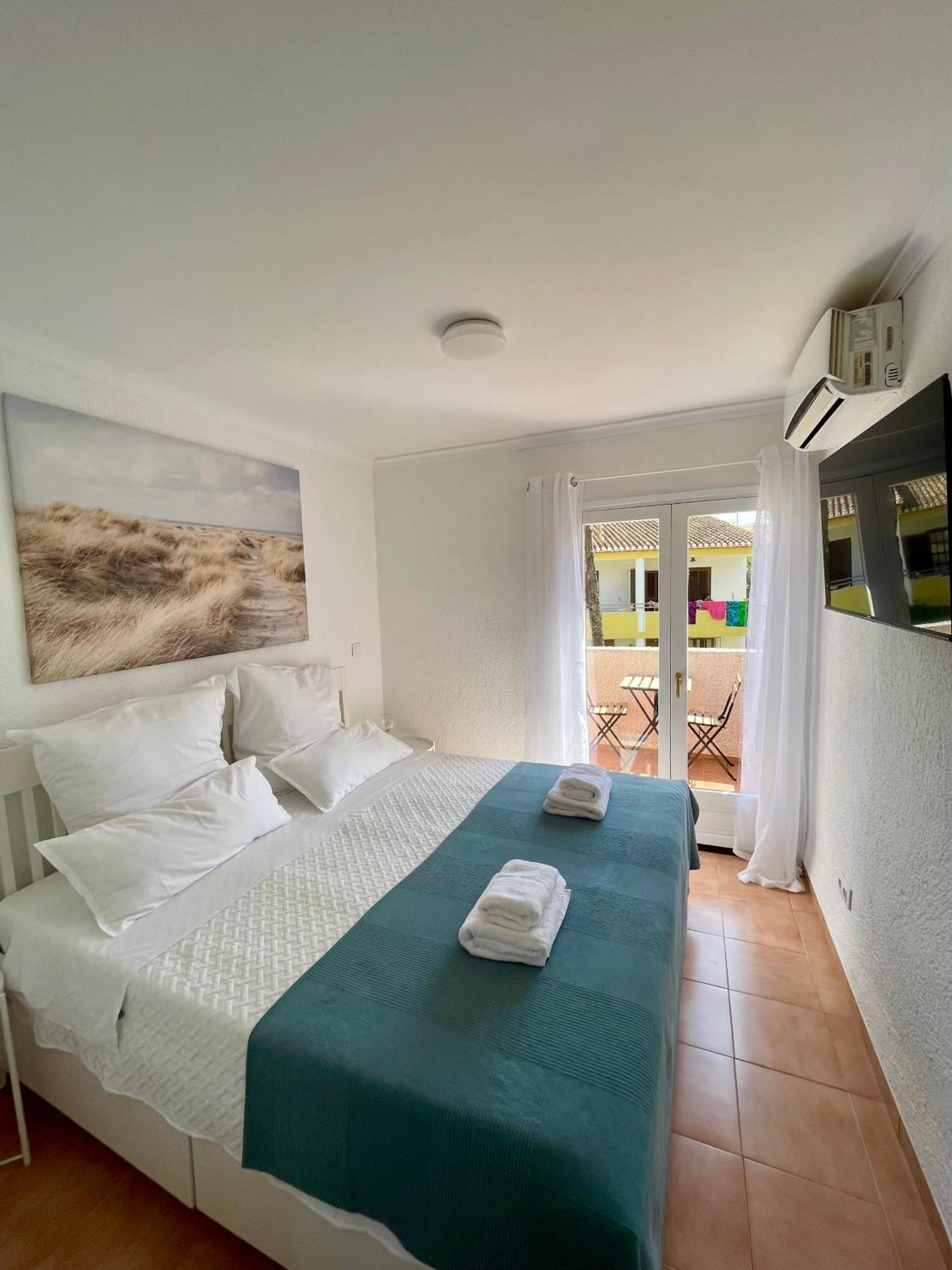 El Casa Kama Apartment เดเนีย ภายนอก รูปภาพ